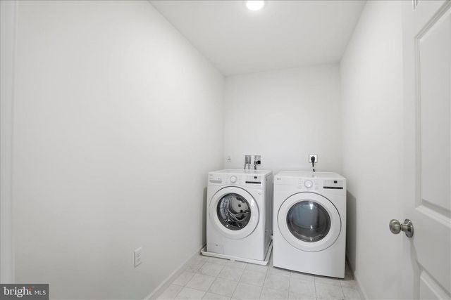 28 LEE DR, Stevens, PA 17578