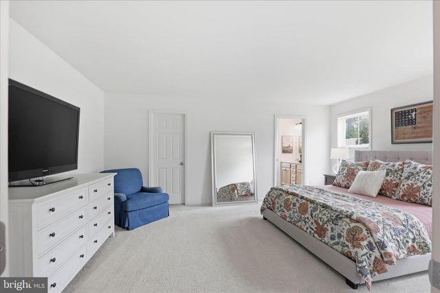 28 LEE DR, Stevens, PA 17578
