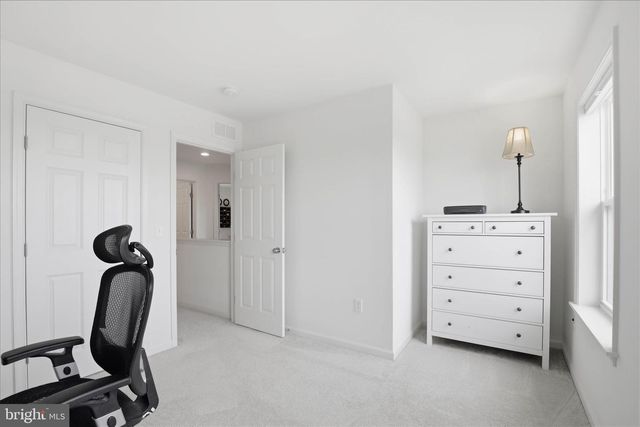 28 LEE DR, Stevens, PA 17578