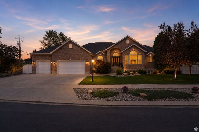 313 E GOLDEN PHEASANT DR, Draper, UT 84020