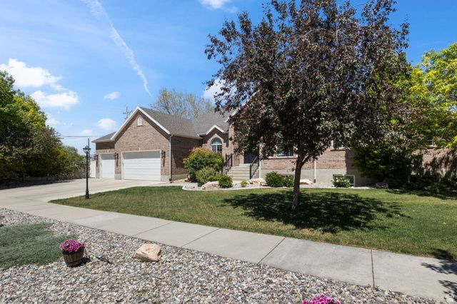 313 E GOLDEN PHEASANT DR, Draper, UT 84020