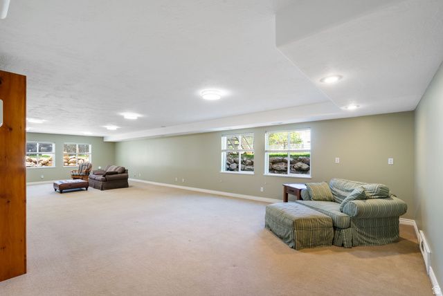 313 E GOLDEN PHEASANT DR, Draper, UT 84020