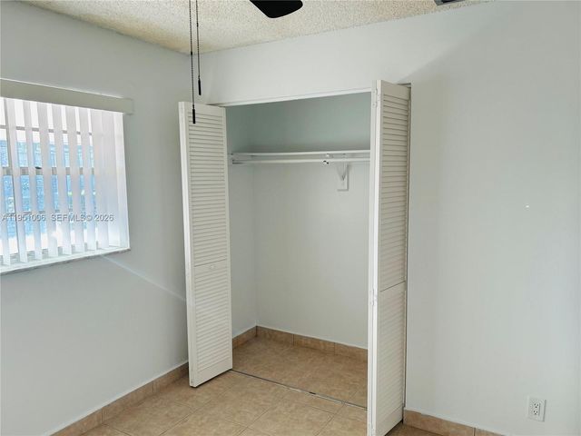 3250 NW 85th Ave 16, Coral Springs, FL 33065