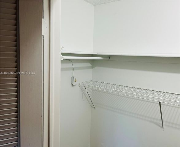 3250 NW 85th Ave 16, Coral Springs, FL 33065