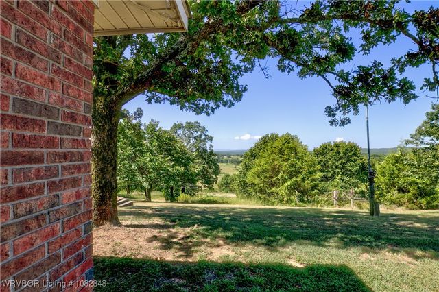 42267 Timber Ridge Road, Howe, OK 74940