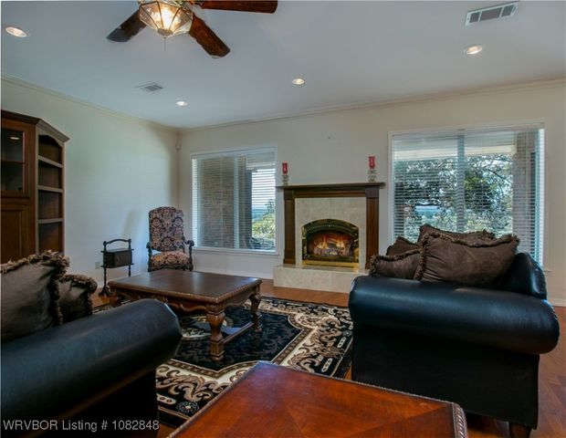 42267 Timber Ridge Road, Howe, OK 74940