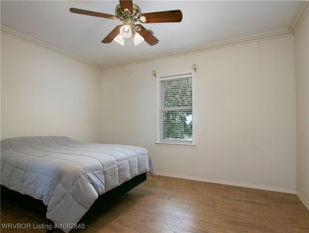 42267 Timber Ridge Road, Howe, OK 74940