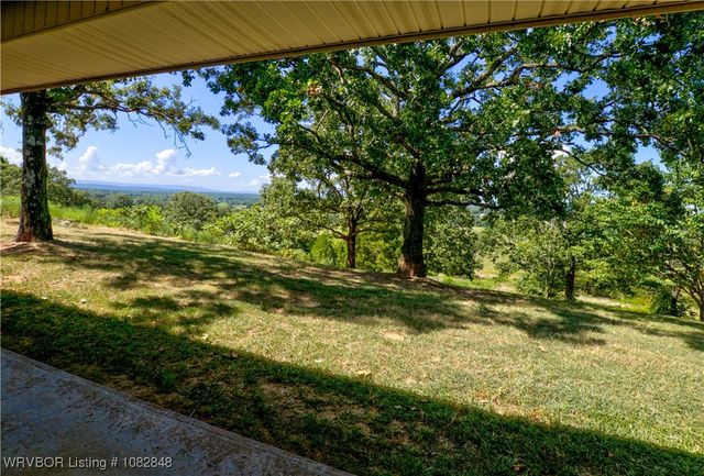 42267 Timber Ridge Road, Howe, OK 74940