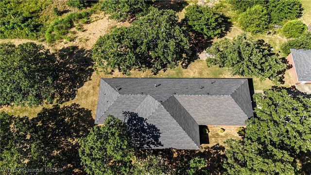 42267 Timber Ridge Road, Howe, OK 74940