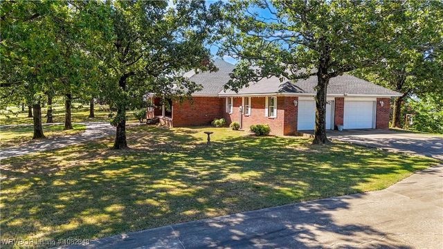 42267 Timber Ridge Road, Howe, OK 74940