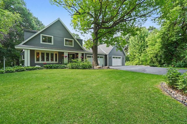 5710 Oakview Lane N, Plymouth, MN 55442