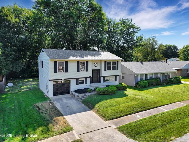 1805 Blanca Ct, Louisville, KY 40223