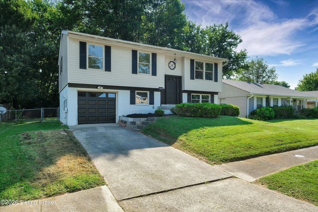 1805 Blanca Ct, Louisville, KY 40223