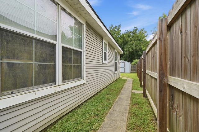144 Casa Drive, Gray, LA 70359