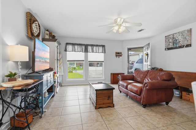 144 Casa Drive, Gray, LA 70359
