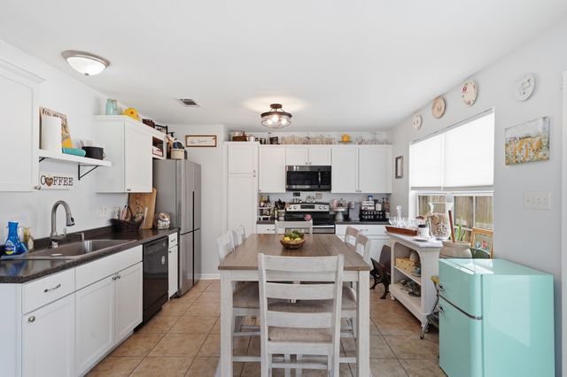 144 Casa Drive, Gray, LA 70359