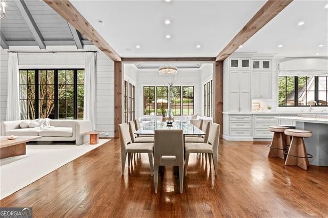 4211 Whitestone Place, Atlanta, GA 30327