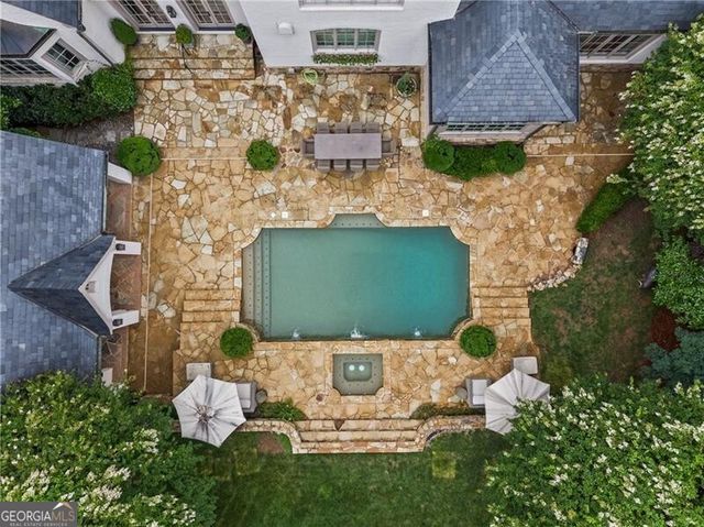 4211 Whitestone Place, Atlanta, GA 30327