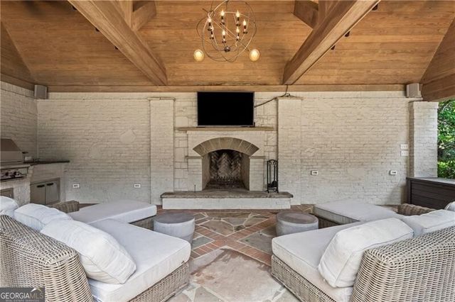4211 Whitestone Place, Atlanta, GA 30327