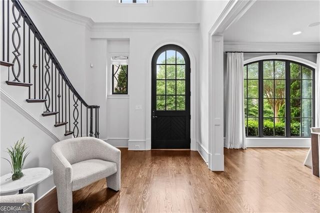 4211 Whitestone Place, Atlanta, GA 30327