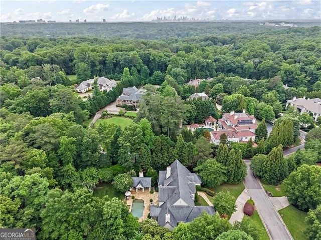 4211 Whitestone Place, Atlanta, GA 30327