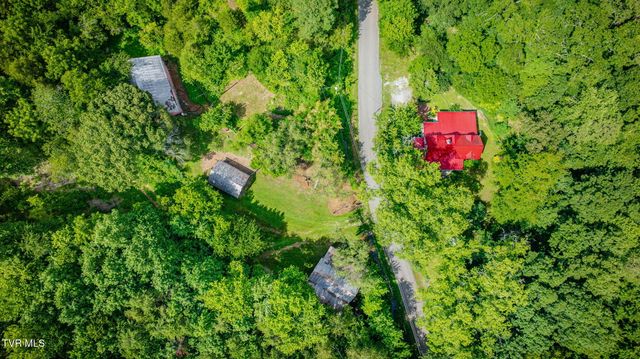 1355 Jackson Hollow Road, Mosheim, TN 37818