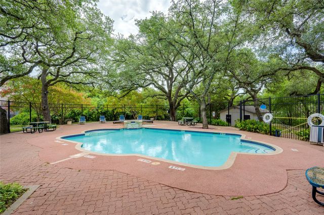 12166 Metric BLVD 129, Austin, TX 78758