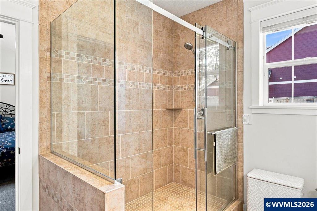 Image 26 of property listing at 1169 SE Academy St, Dallas, OR 97338