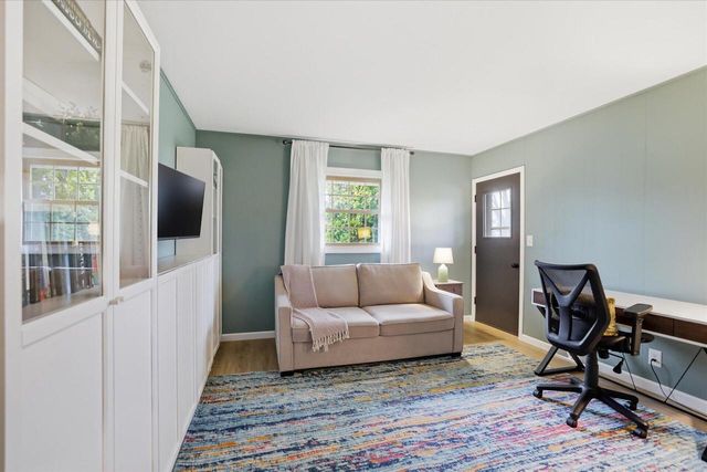 N64W15472 Sunny Dale DRIVE, Menomonee Falls, WI 53051