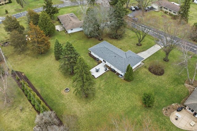 N64W15472 Sunny Dale DRIVE, Menomonee Falls, WI 53051