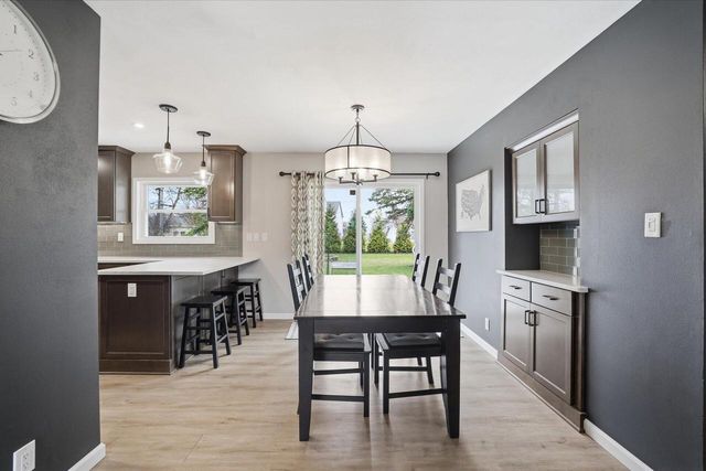N64W15472 Sunny Dale DRIVE, Menomonee Falls, WI 53051