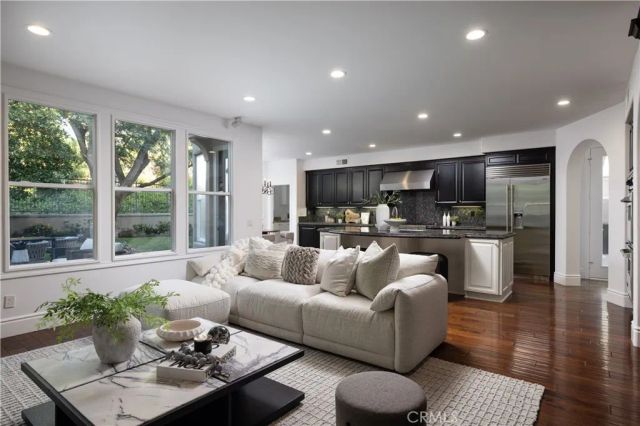 37 Vernon, Newport Coast, CA 92657