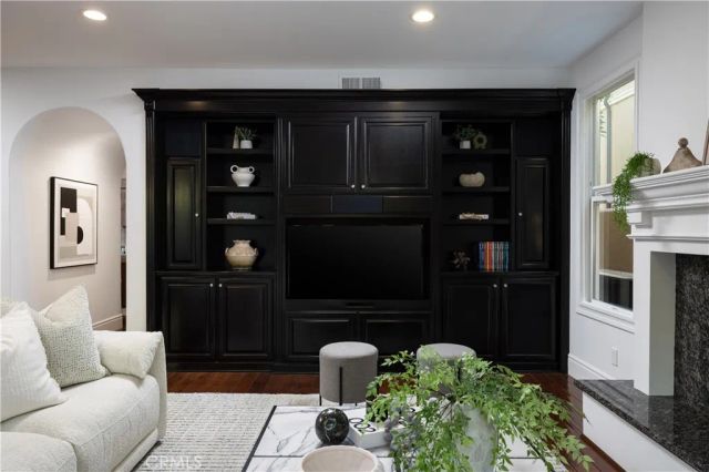 37 Vernon, Newport Coast, CA 92657
