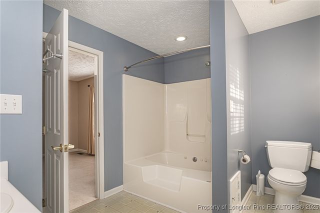 2927 Rosecroft Drive, Fayetteville, NC 28304