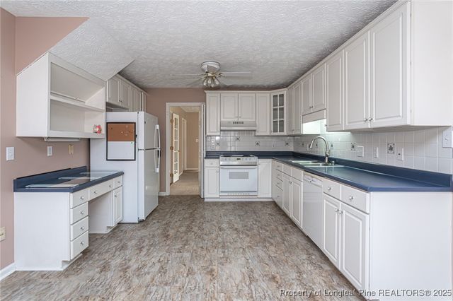 2927 Rosecroft Drive, Fayetteville, NC 28304