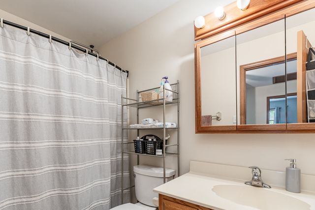 3319 Cathy Drive, Joliet, IL 60431