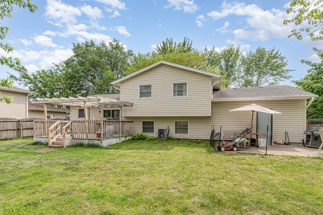 3319 Cathy Drive, Joliet, IL 60431