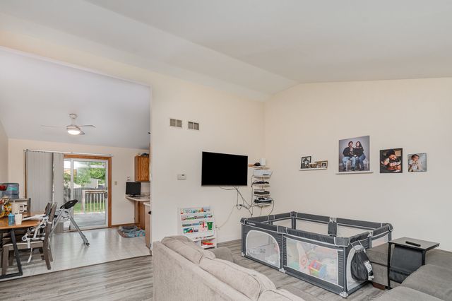 3319 Cathy Drive, Joliet, IL 60431
