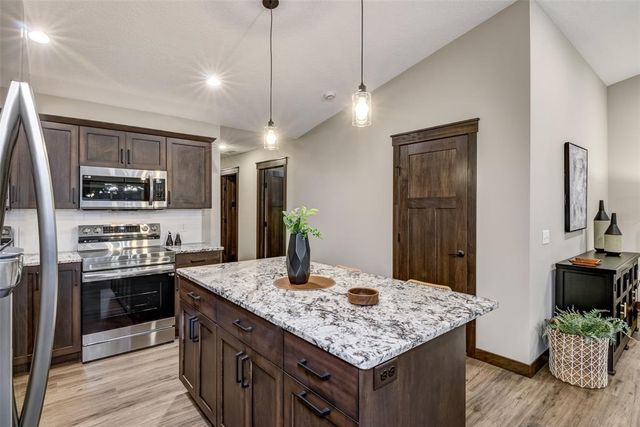 5612 Moss Trail, Eau Claire, WI 54703