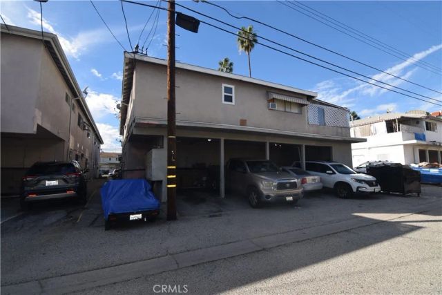 6708 Whitsett Avenue, North Hollywood, CA 91606