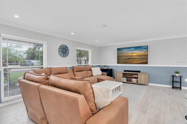 4200 46TH AVENUE S, St Petersburg, FL 33711