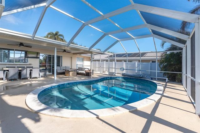 4200 46TH AVENUE S, St Petersburg, FL 33711