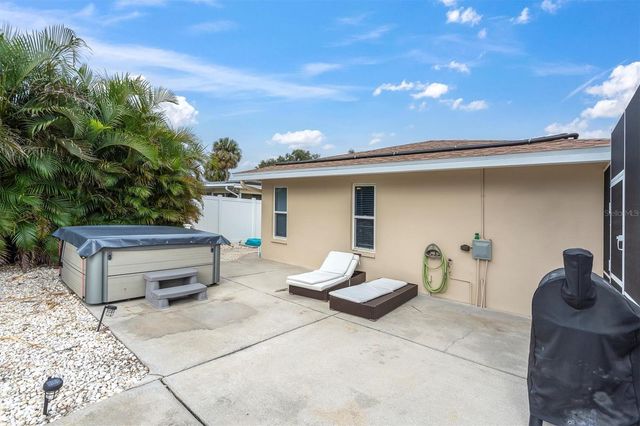 4200 46TH AVENUE S, St Petersburg, FL 33711