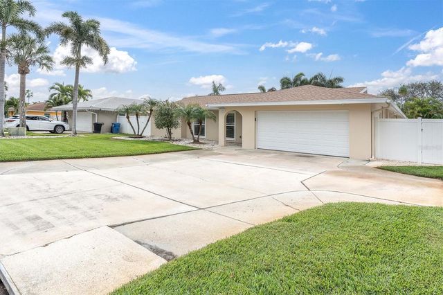 4200 46TH AVENUE S, St Petersburg, FL 33711