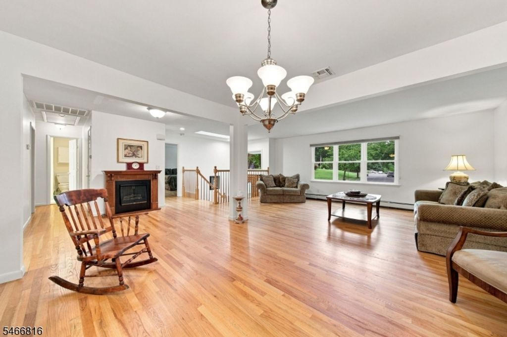 66 Woodside Ave, Hawthorne Boro, NJ 07506 — photo 2