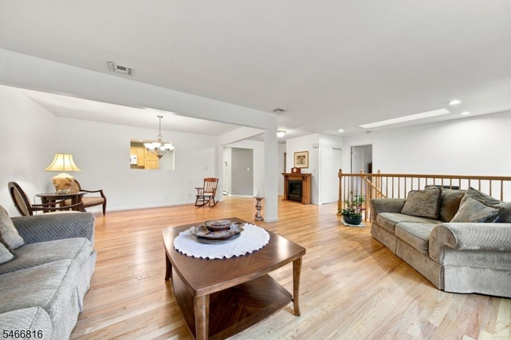 66 Woodside Ave, Hawthorne Boro, NJ 07506 — photo 5