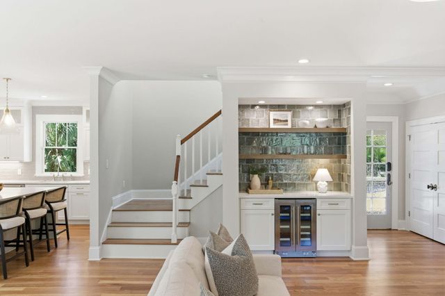 103 Oakview Lane, Isle Of Palms, SC 29451