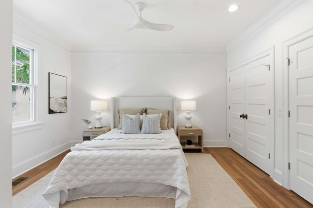 103 Oakview Lane, Isle Of Palms, SC 29451