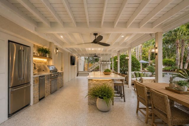 103 Oakview Lane, Isle Of Palms, SC 29451