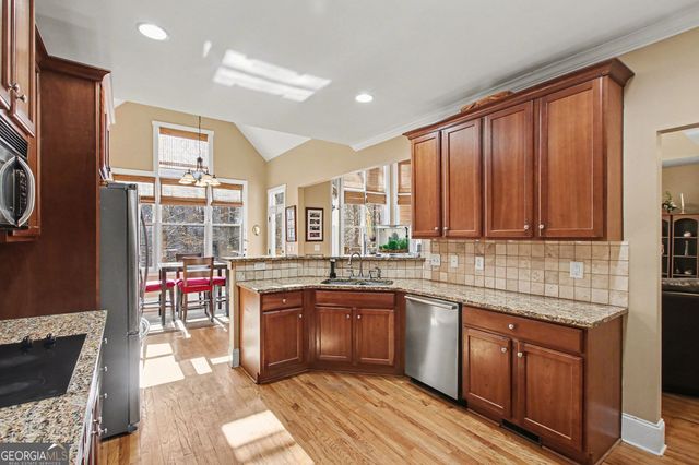 457 Bear Creek Lane, Bogart, GA 30622